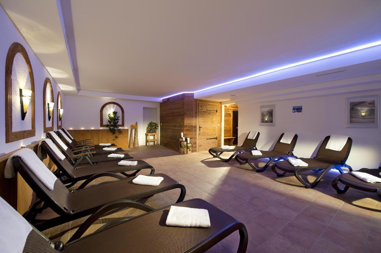 Ferienhotel Alpenhof Aurach bei Kitzbuehel Exterior photo