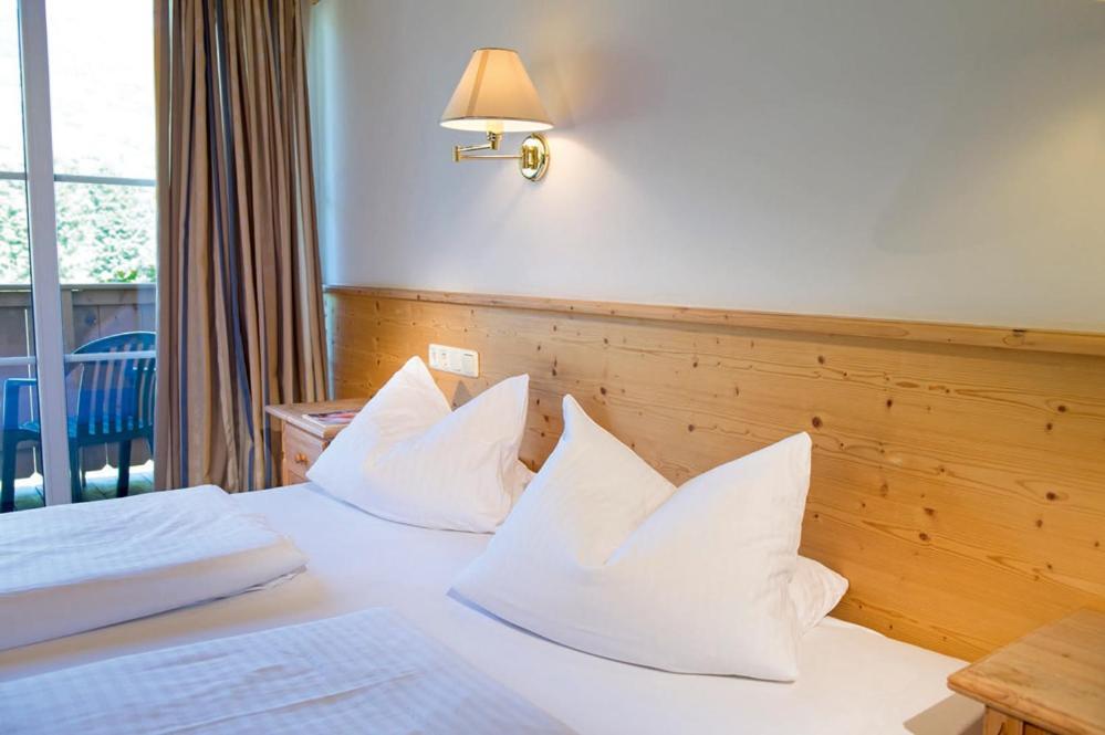 Ferienhotel Alpenhof Aurach bei Kitzbuehel Exterior photo
