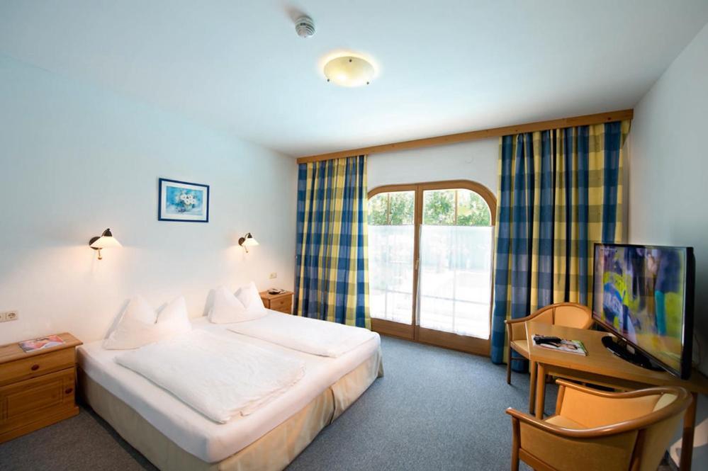 Ferienhotel Alpenhof Aurach bei Kitzbuehel Exterior photo